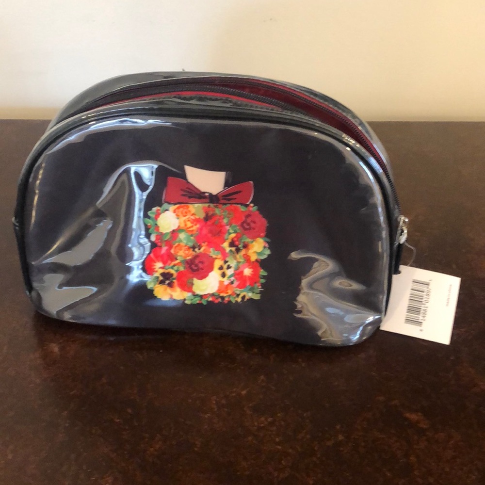 NWT Makeup bag